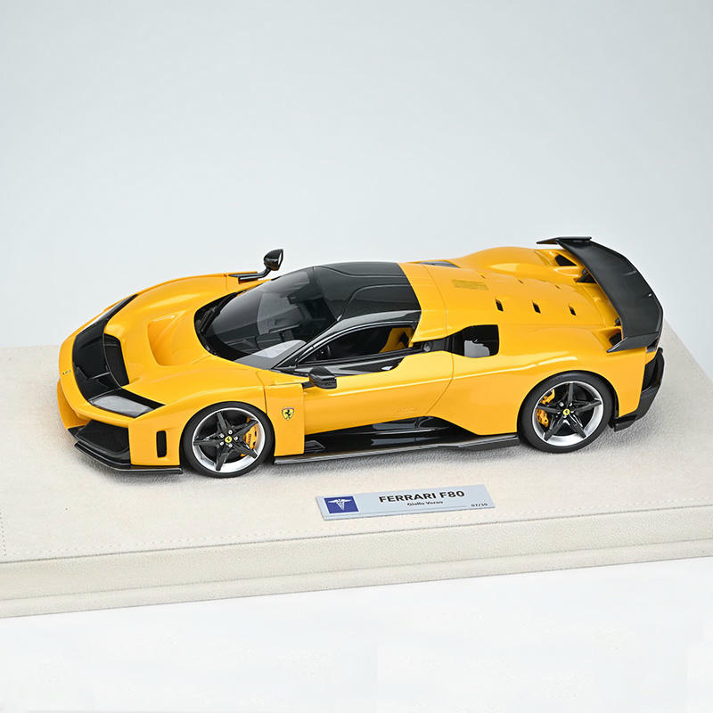 HERMES COLLECTION 1:18 Ferrari F80 Resin Model