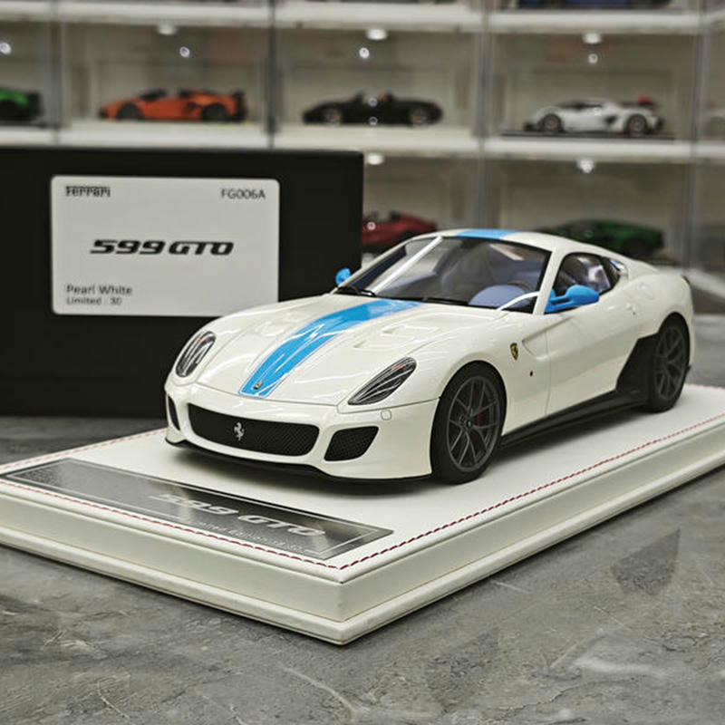 Dino Model 1:18 Ferrari 599 GTO Resin Model