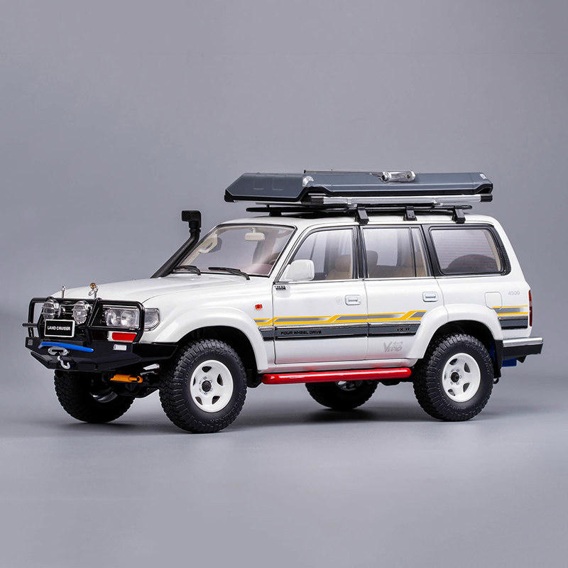 Kengfai Toyota Land Cruiser LC80 1:18 Alloy Diecast Model Car