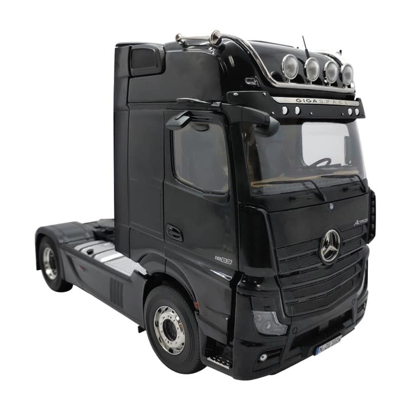 NZG 1:18 Mercedes-Benz Actros GigaSpace 4x2 Diecast Truck Model