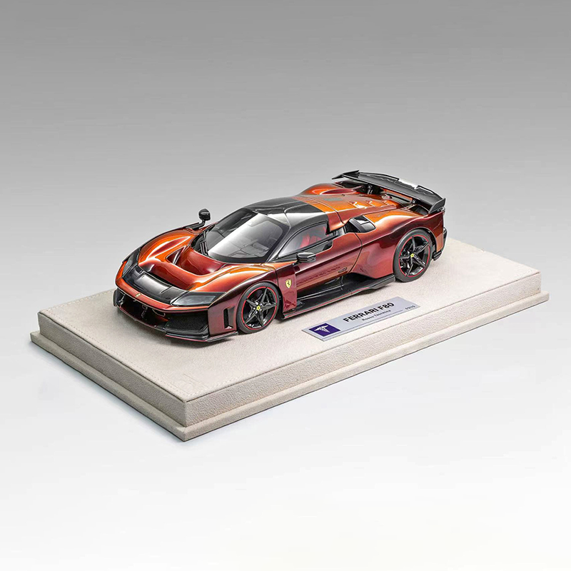 HC Model 1:18 Ferrari F80 Resin Model Car – Modern Hypercar Collector's Edition