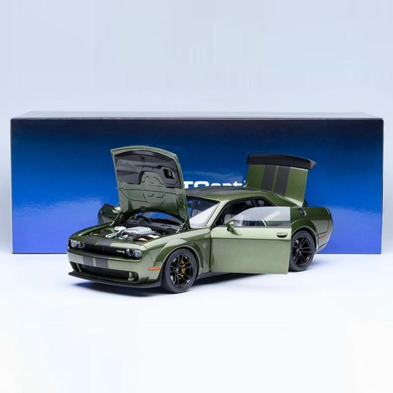 AUTOart 1:18 Dodge Challenger SRT 2023 Alloy Diecast Model