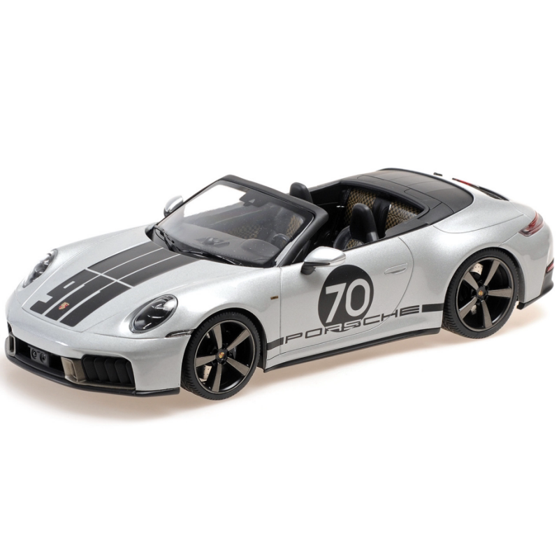 MINICHAMPS 1:18 Porsche 911 Carrera GTS Diecast Model Car