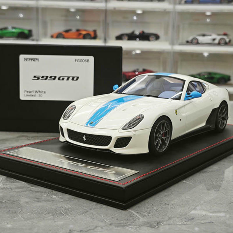 Dino Model 1:18 Ferrari 599 GTO Resin Model