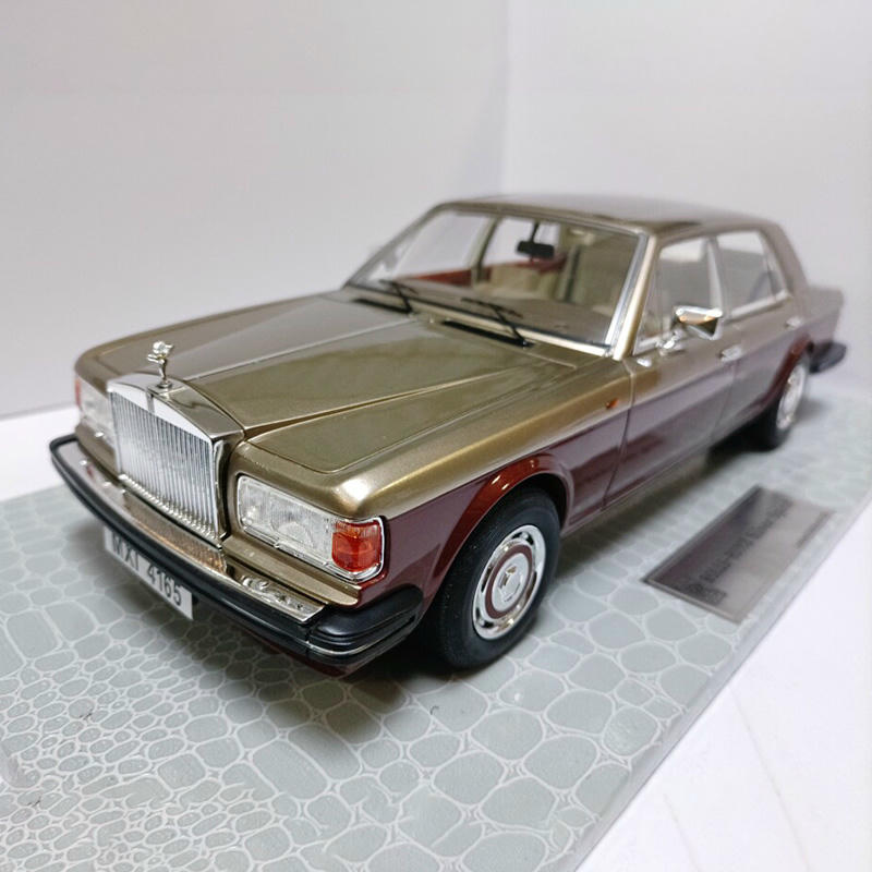 AMC 1:18 Rolls-Royce Silver Spirit Resin Model