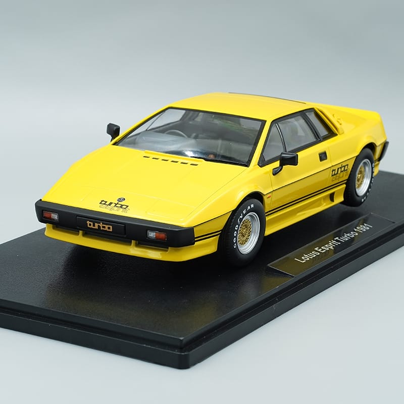 KK Scale Lotus Esprit Turbo 007 Edition 1:18 Diecast Model Car