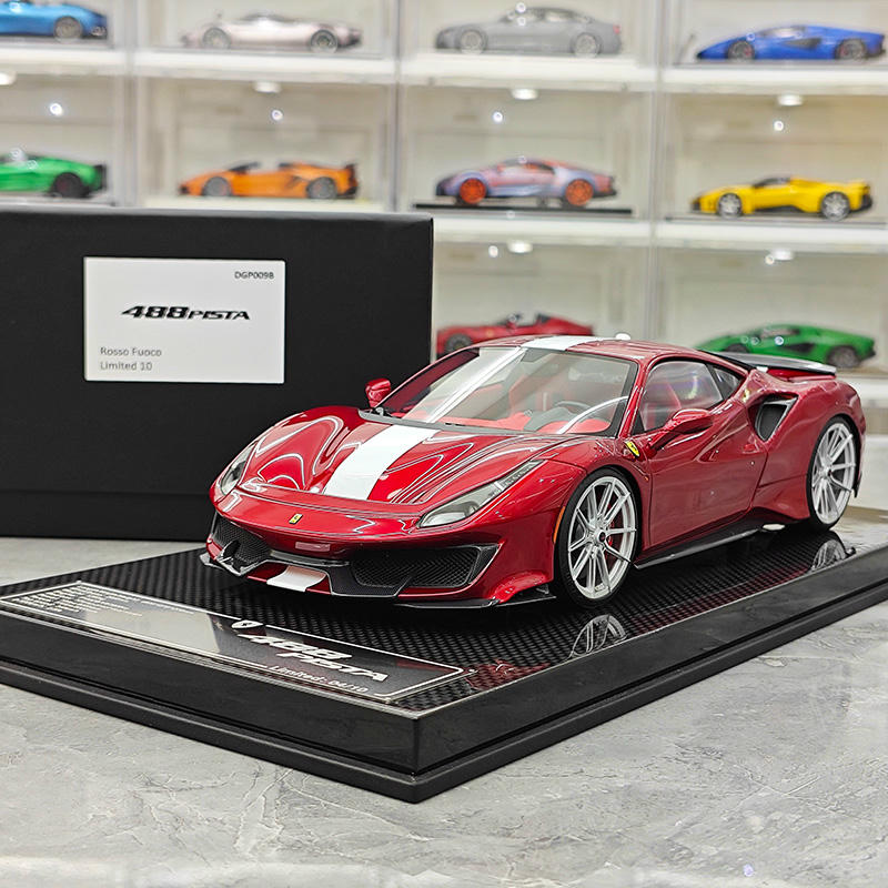 Dino Model 1:18 Ferrari 488 Pista Resin (Fully Open) Model