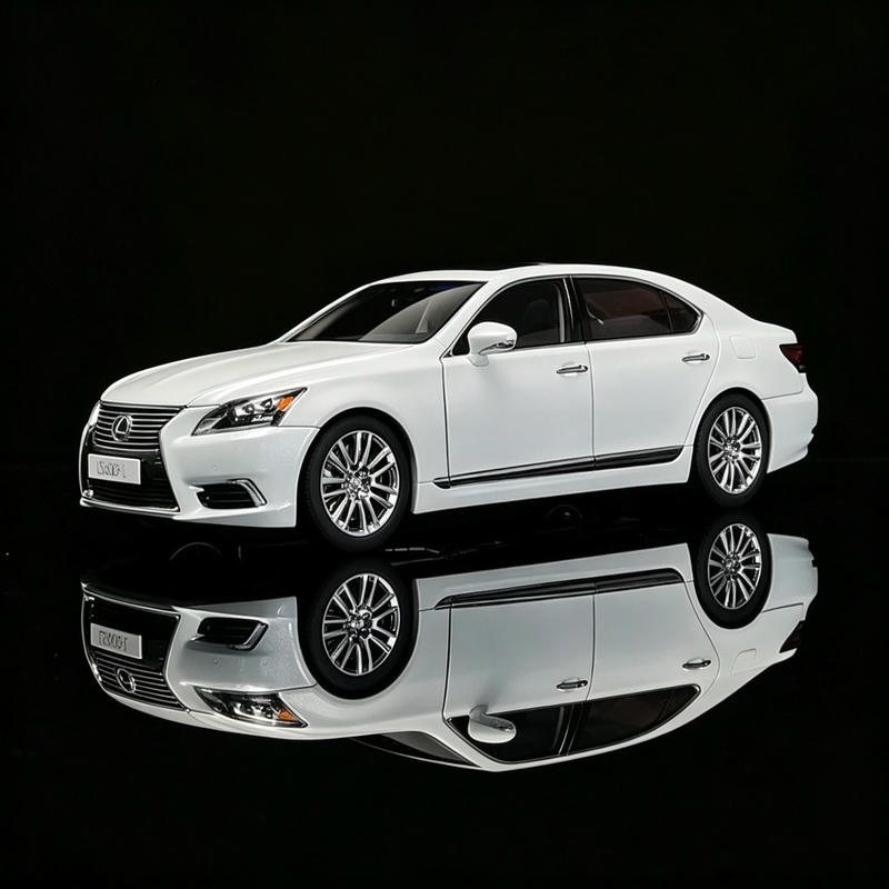 AUTOart Lexus LS600hL 1:18 Diecast Model Car