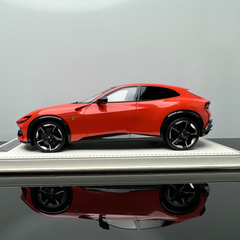 1:18 Ferrari FUV Purosangue Resin Limited Edition Car Model Collectible Ornament RUNNER