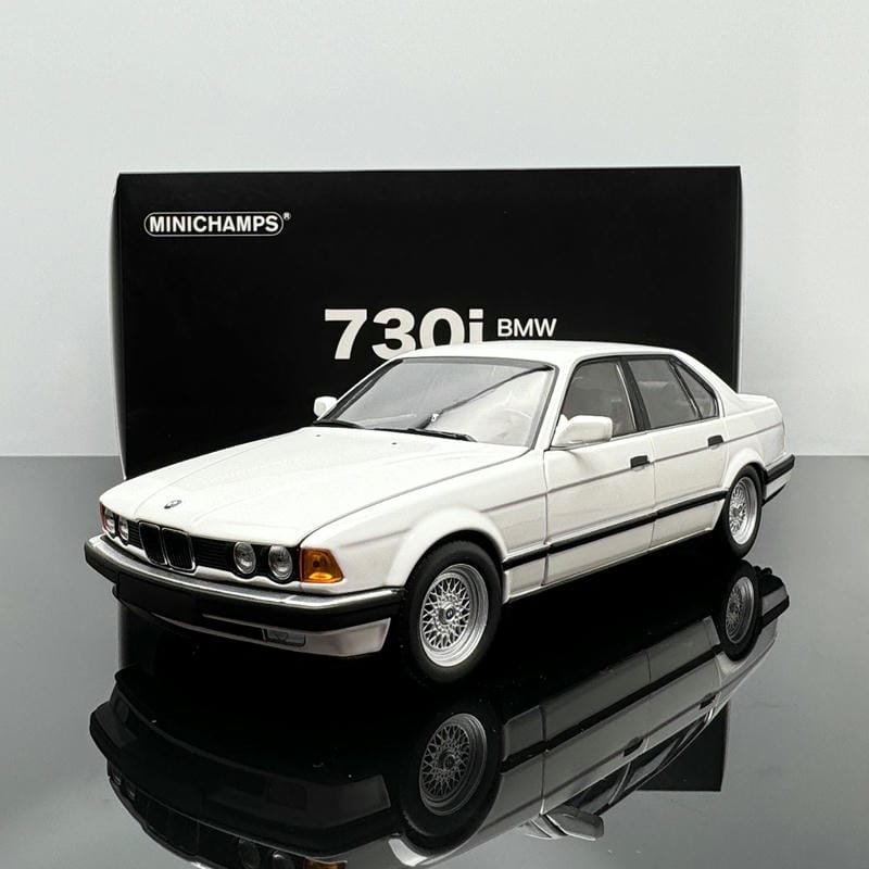 1:18MINICHAMPS BMW 730I (E32) 1986 Alloy Car Model BMW 7 Series