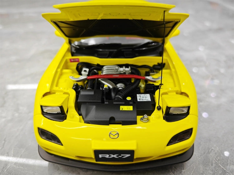 Polar Master Mazda RX7 Limited Edition Simulation Automodell aus Metalllegierung mit Motor im Maßstab 1:18