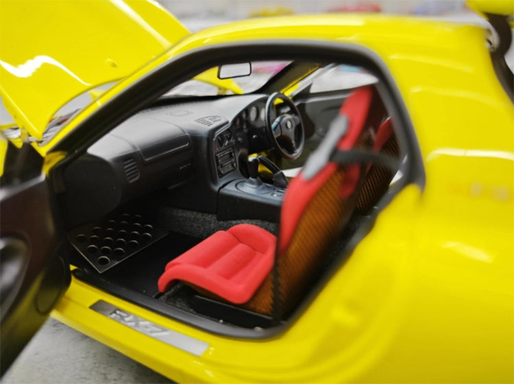 Polar Master Mazda RX7 Limited Edition Simulation Automodell aus Metalllegierung mit Motor im Maßstab 1:18