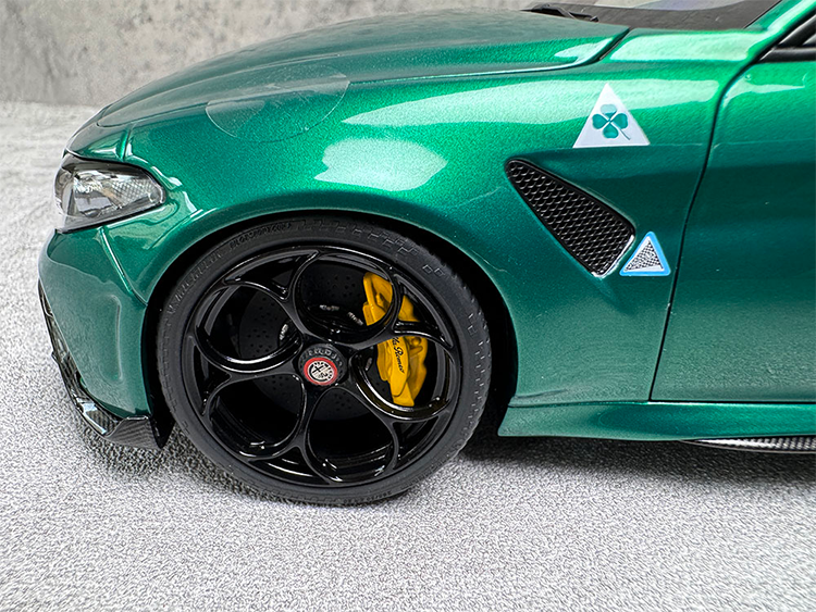 MH Romeo Giulia GTA Simulationsautomodell 1 18 Sammlerornamente