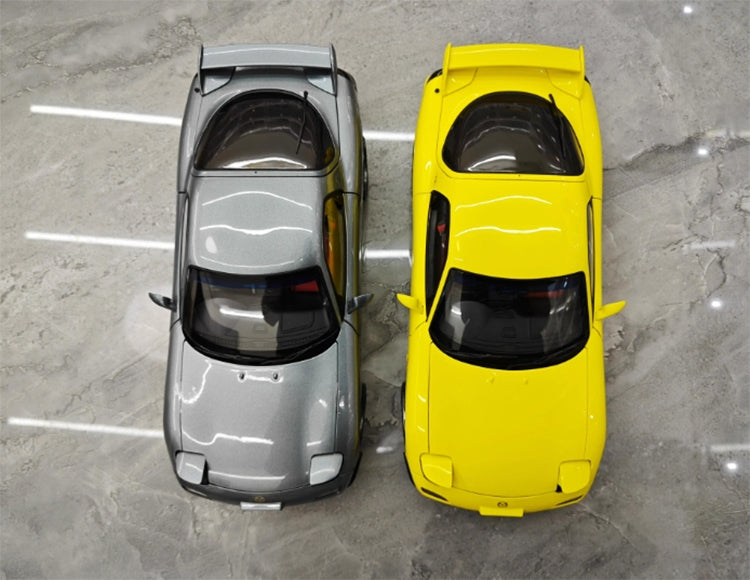 Polar Master Mazda RX7 Limited Edition Simulation Automodell aus Metalllegierung mit Motor im Maßstab 1:18