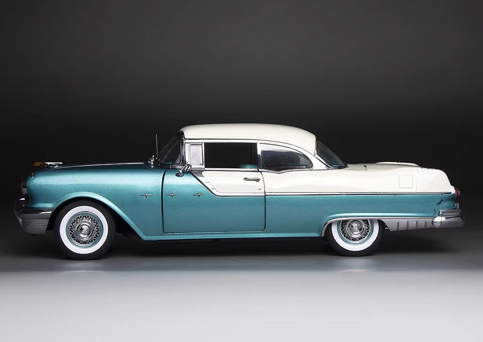 Модель автомобиля SunStar Platinum 1/18 Alloy 1955 Pontiac