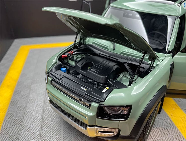 Fast echter Defender 90 2023 110th Anniversary Edition 1:18 Automodell