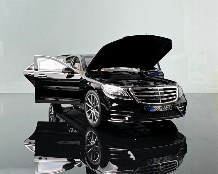 Mercedes-Benz S450L W222 2018 Diecast Model – Premium 1:18 Collectible by Norev
