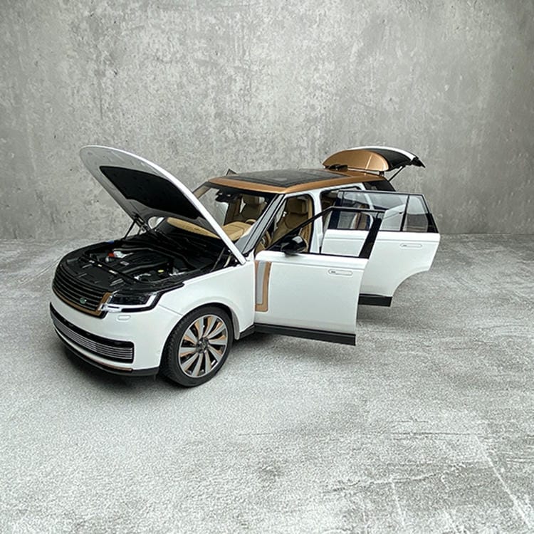 LCD 1:18 Range Rover Honor Genesis Long Edition 2022 Legierung Vollständig offenes Automodell