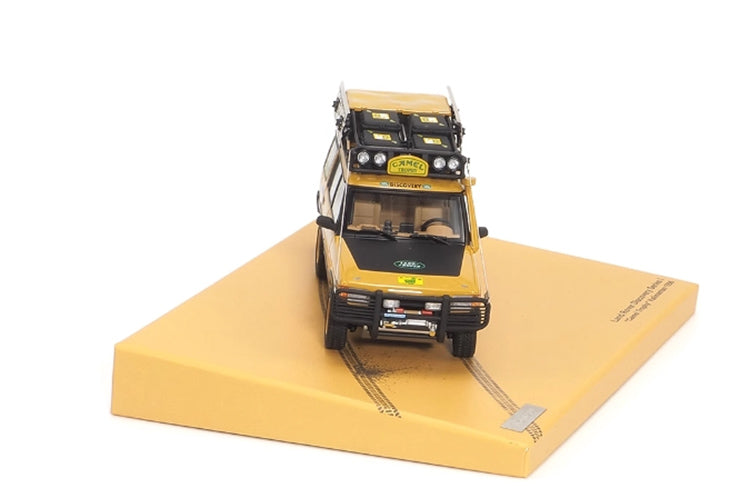 Почти настоящая модель легкосплавного автомобиля Land Rover Discovery первого поколения Camel Cup Kalimantan Station в масштабе 1:43 (410410)