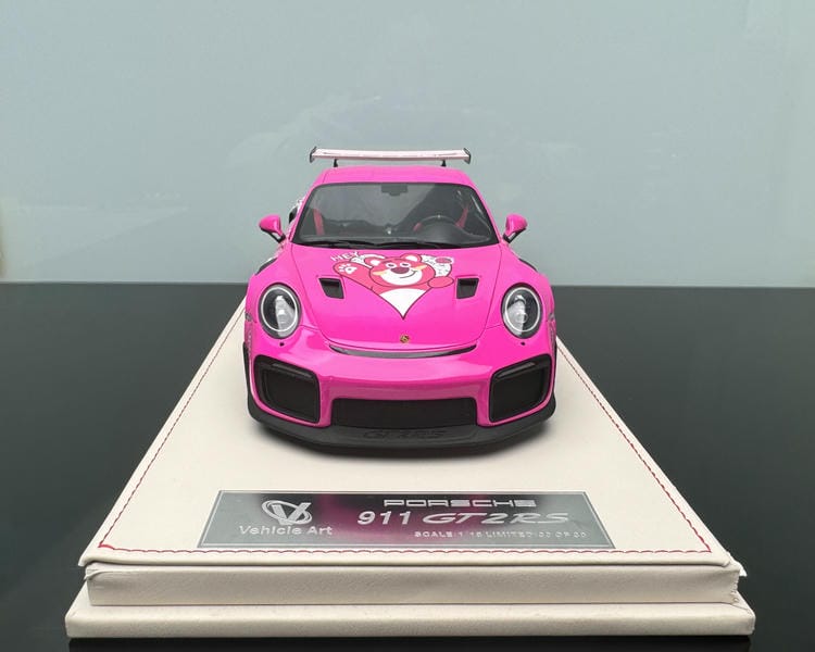 Vehicle Art 1/18 Porsche 911 GT2RS Weissach Package Simulation Car Model