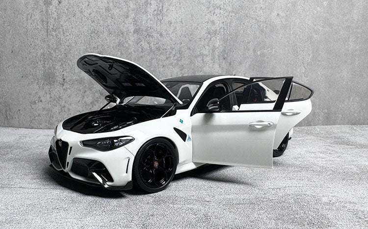 MH Romeo Giulia GTA Simulationsautomodell 1 18 Sammlerornamente