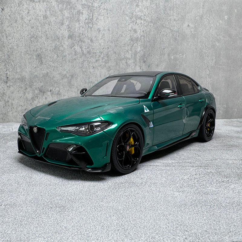 MH Romeo Giulia GTA Simulationsautomodell 1 18 Sammlerornamente