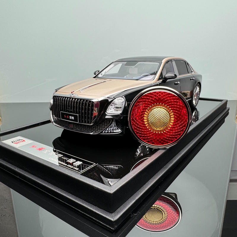 Hongqi Guoya 1:18 Resin Model Car – Black Gold Hardcover Limited Edition (1 of 399)