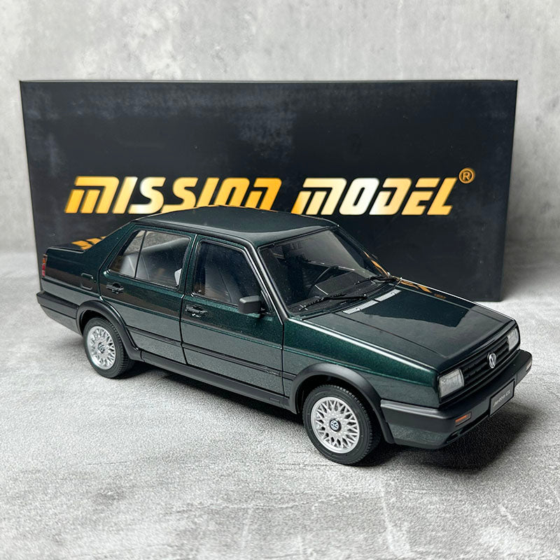 Оригинальная заводская модель автомобиля Jetta 1:18, старая модель автомобиля с квадратной лампой, имитация литого сплава, коллекционное украшение для взрослых