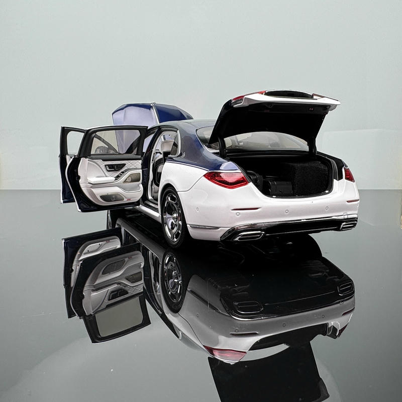 Almost Real 1:18 Mercedes-Maybach S-Class 2021 Diecast – Blue & White