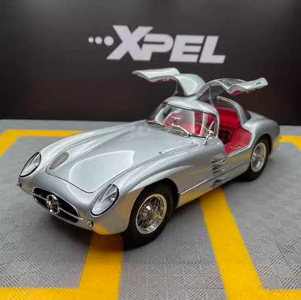 CMC 1:18 Ulenhot 300SLR Rot Innen Blau Innen Legierung Voll Offen Auto Modell Reproduktion