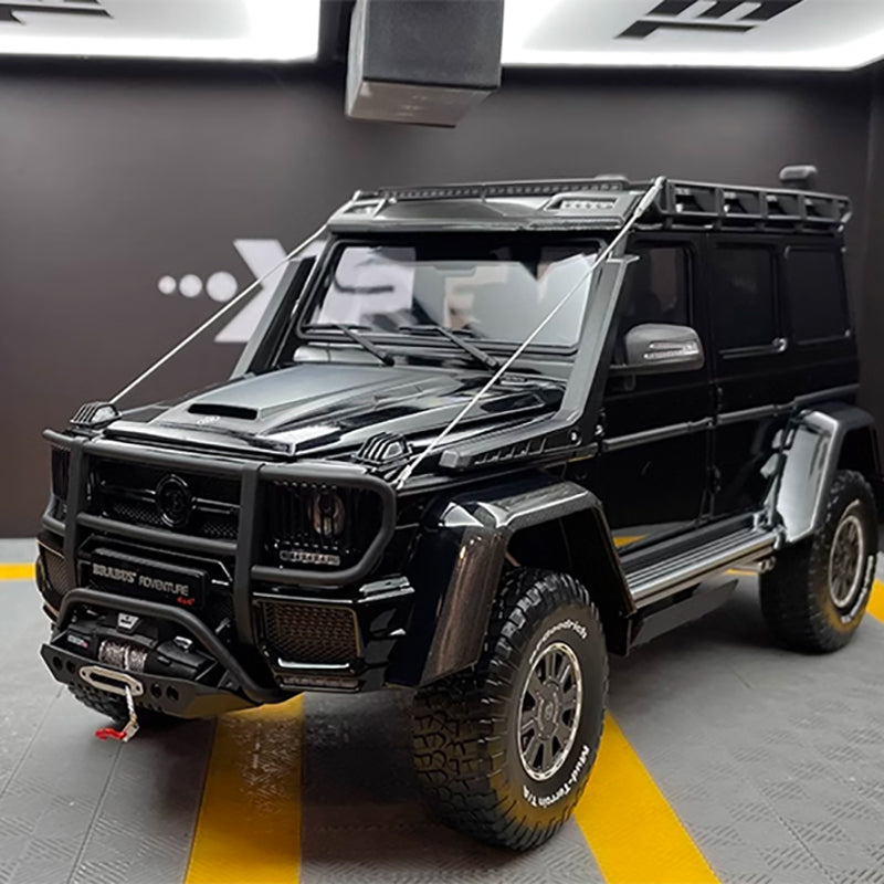 Почти Реальная модель автомобиля G500 4 * 4 550 Adventure Edition 1:18 из сплава (860303)
